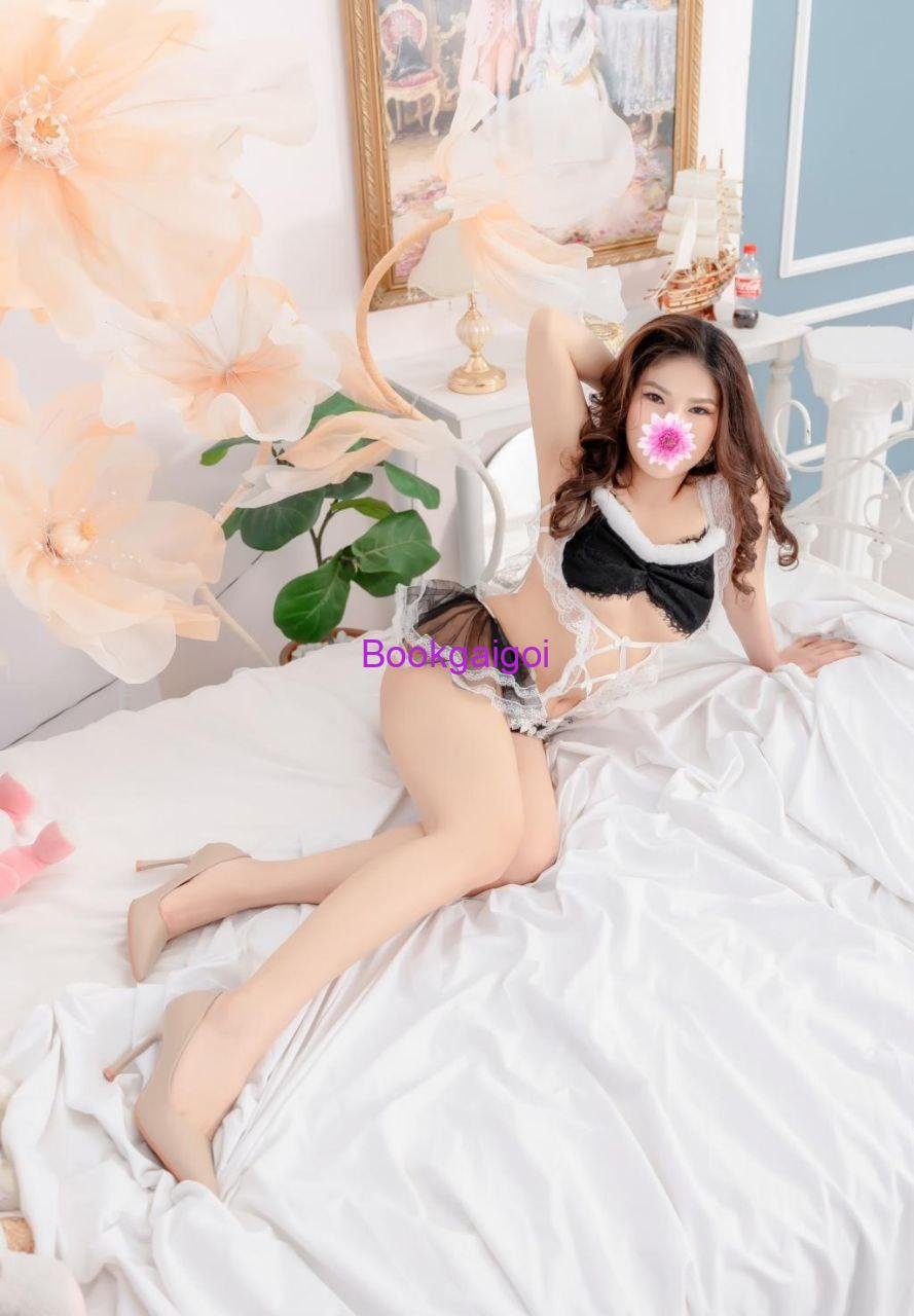 Bé mon hàng gái gọi daklak mới vào nghề gái teen non xinh ở bmt (3)