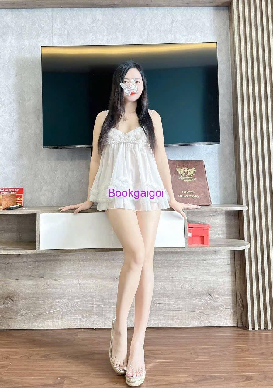 Linh Đan - Dáng Đẹp Dễ Thương Hàng Đắk Lắk Tình Cảm Mặt Xinh (4)