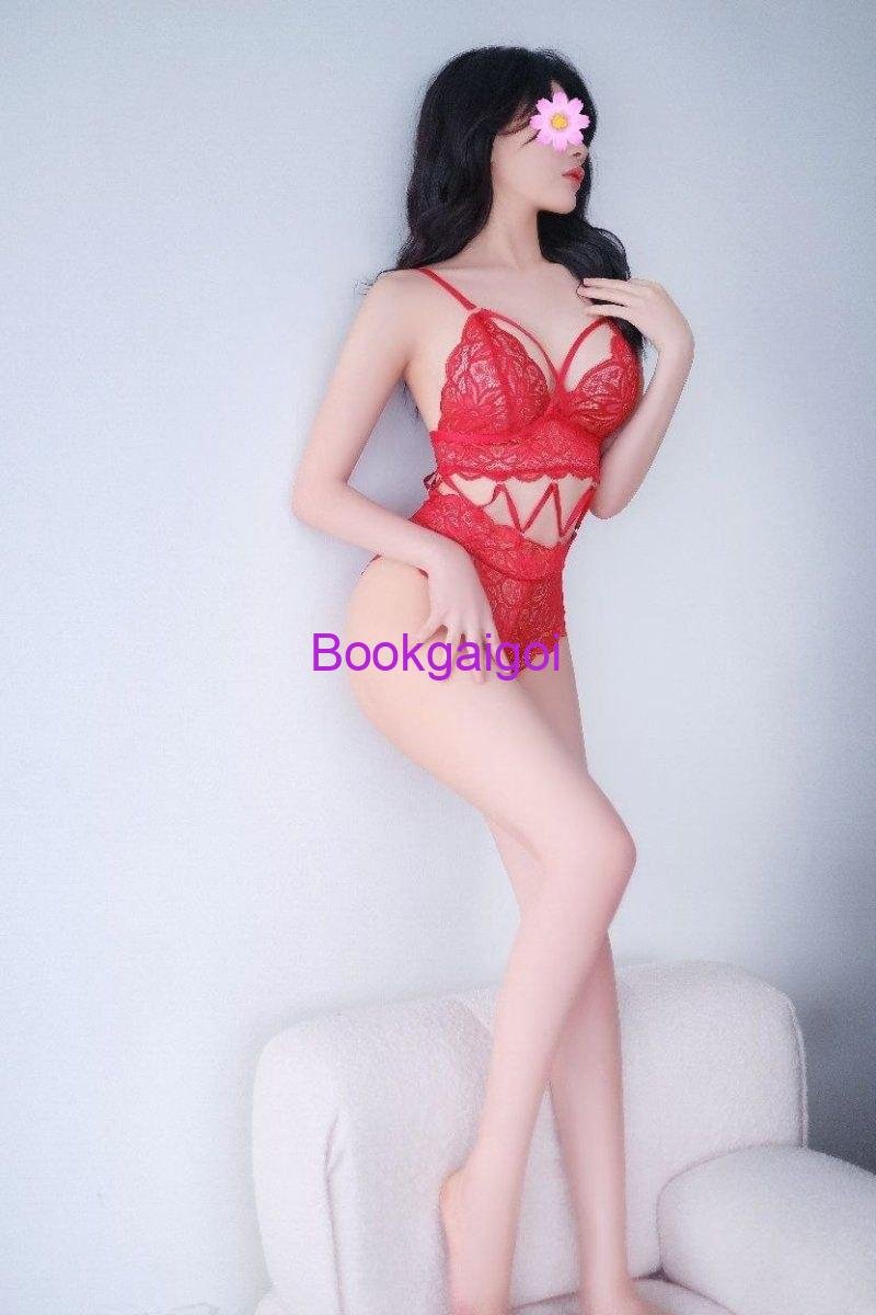 Gái Gọi Hoàng Ngân - Ly Ly Non Tơ Căng Mọng – Thân Hình Mê Ly
